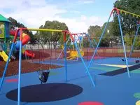 Безопасность детских площадок