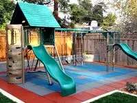 Резиновая плитка для дачи